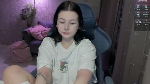 Aline Greeeen online show from March 11, 11:00 pm