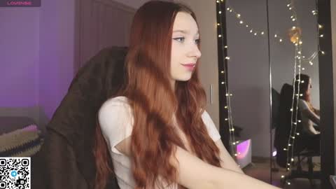 Snapshot of alisaa_01 chatting on January 12, 3:17 am Alice                                   Fansly Alisa01 online show from January 12, 3:17 am