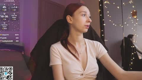 Snapshot of alisaa_01 chatting on January 18, 6:45 am Alice                                   Fansly Alisa01 online show from January 18, 6:45 am