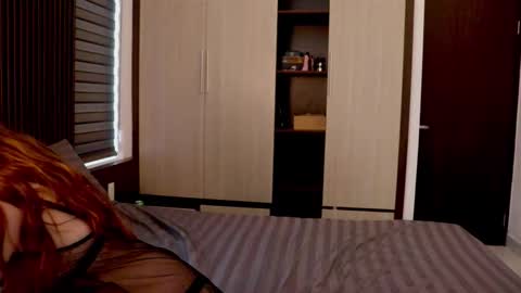 Snapshot of alisaa_01 chatting on September 30, 2:05 am Alice                                   Fansly Alisa01 online show from September 30, 2:05 am