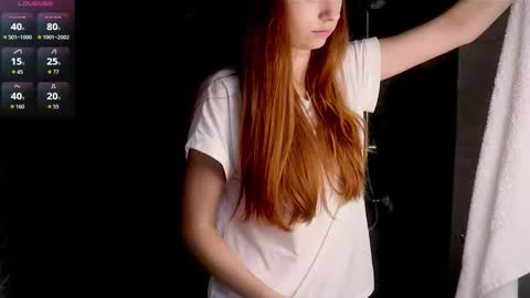 Snapshot of alisaa_01 chatting on November 3, 3:19 am Alice                                   Fansly Alisa01 online show from November 3, 3:19 am