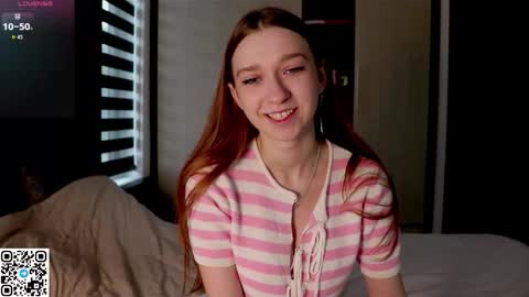 Snapshot of alisaa_01 chatting on November 23, 3:28 am Alice Fansly Alisa01 online show from November 23, 3:28 am