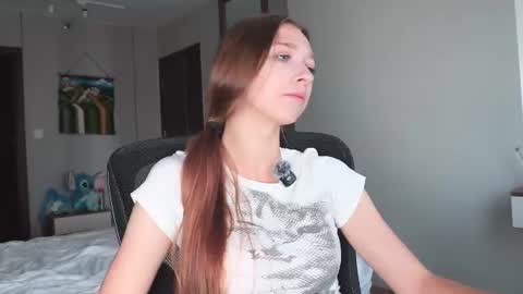 Alice                                   Fansly Alisa01 online show from July 29, 3:04 am
