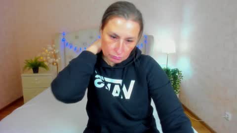 Alisa online show from February 14, 5:30 am