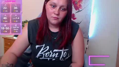 Snapshot of alisawoods_ chatting on June 17, 12:18 pm Alisa online show from June 17, 12:18 pm