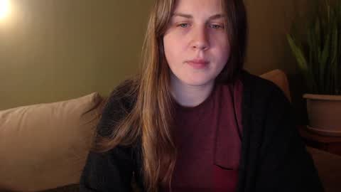 Snapshot of alisaxxxshy chatting on December 30, 11:28 pm alisaxxxshy online show from December 30, 11:28 pm