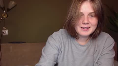 Snapshot of alisaxxxshy chatting on September 30, 10:26 pm alisaxxxshy online show from September 30, 10:26 pm