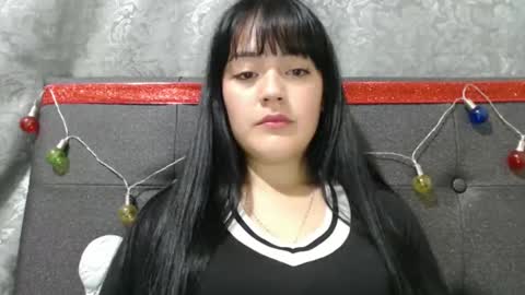 Snapshot of alisha_9997 chatting on December 23, 3:29 am alisha_9997 online show from December 23, 3:29 am