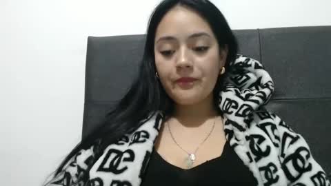 Snapshot of alisha_9997 chatting on October 2, 11:56 pm alisha_9997 online show from October 2, 11:56 pm