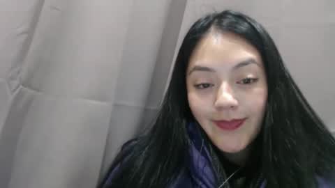 Snapshot of alisha_9997 chatting on November 19, 9:37 pm alisha_9997 online show from November 19, 9:37 pm