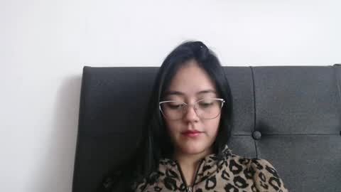 Snapshot of alisha_9997 chatting on March 5, 3:30 pm alisha_9997 online show from March 5, 3:30 pm