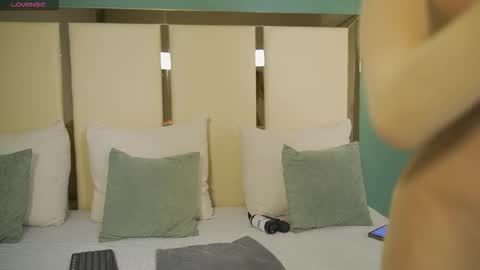 buy my videos follow me in my new instagram fernanda699  online show from November 23, 4:01 am