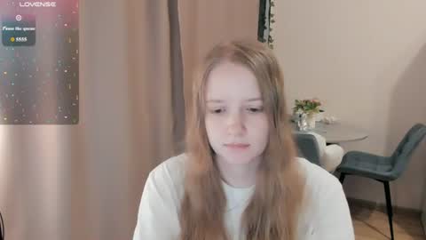 Snapshot of alisha_ley chatting on July 15, 7:35 am Alya online show from July 15, 7:35 am