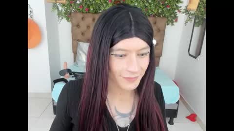 Snapshot of alishaa_nixx chatting on March 8, 10:22 am alishaa_nixx online show from March 8, 10:22 am