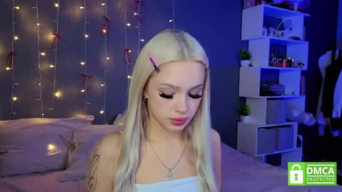 Alisha online show from May 26, 2:35 pm
