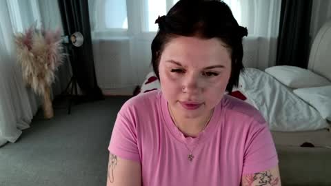 Alisha online show from June 7, 12:42 pm