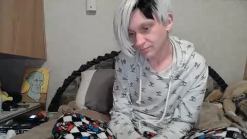 Alisha online show from November 11, 6:57 am