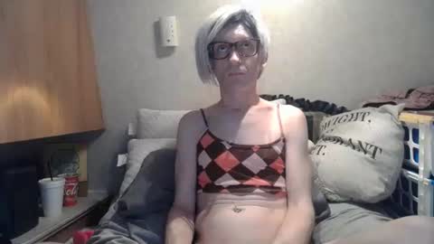 Alisha online show from June 9, 9:21 am