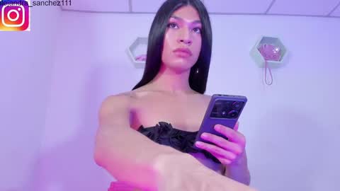 Snapshot of alisiacollinsss chatting on February 3, 11:36 pm Alisia online show from February 3, 11:36 pm