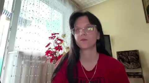 Snapshot of alisiamccormick chatting on July 21, 9:22 am alisiamccormick online show from July 21, 9:22 am