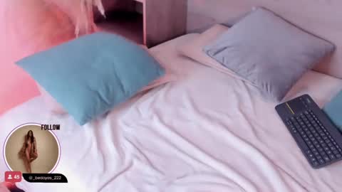 Snapshot of alison222_ chatting on February 14, 11:53 pm A L I S O N online show from February 14, 11:53 pm