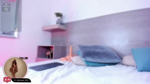 Snapshot of alison222_ chatting on March 6, 11:09 pm A L I S O N online show from March 6, 11:09 pm