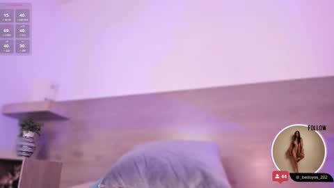 Snapshot of alison222_ chatting on March 7, 10:54 pm A L I S O N online show from March 7, 10:54 pm