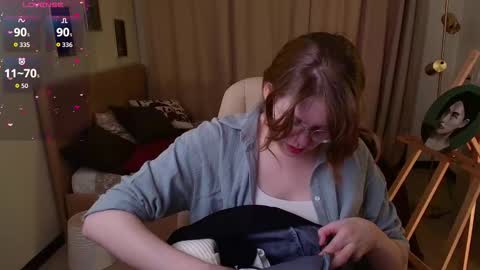 Snapshot of alison_doody chatting on January 10, 7:43 am Alison online show from January 10, 7:43 am