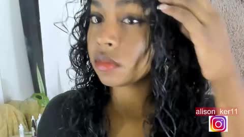 Snapshot of alison_ker chatting on February 8, 6:43 am Sofias house online show from February 8, 6:43 am