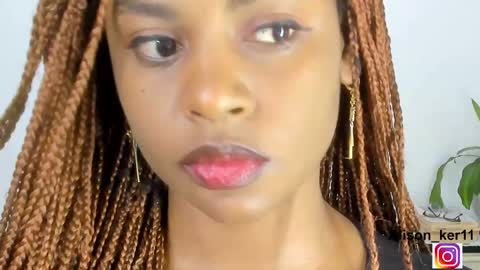 Snapshot of alison_ker chatting on September 15, 2:11 am Sofias house online show from September 15, 2:11 am