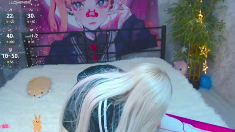 Snapshot of alison_moonlight chatting on January 15, 1:02 am Alison online show from January 15, 1:02 am