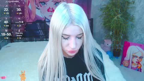 Snapshot of alison_moonlight chatting on January 31, 2:04 am Alison online show from January 31, 2:04 am