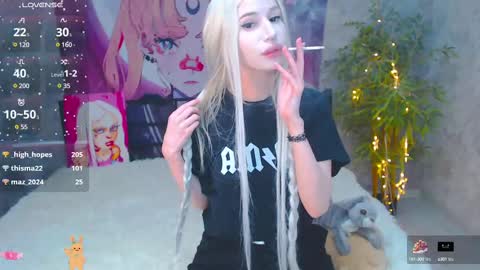 Snapshot of alison_moonlight chatting on February 22, 11:57 pm Alison online show from February 22, 11:57 pm