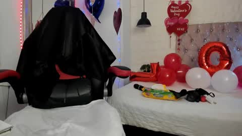 alison smith online show from February 17, 10:58 pm