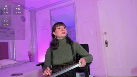 Alison Fishert online show from September 15, 12:38 pm