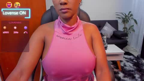 Snapshot of alisonlemoos chatting on February 28, 11:14 am Alisson online show from February 28, 11:14 am