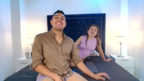 Snapshot of alissa_and_alann chatting on May 25, 11:38 am Alissa and Alan online show from May 25, 11:38 am