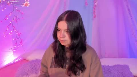 Mia online show from July 1, 2:46 am
