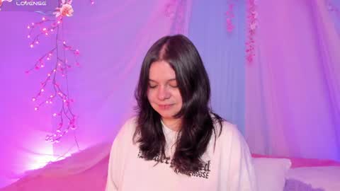 Mia online show from July 11, 4:37 am