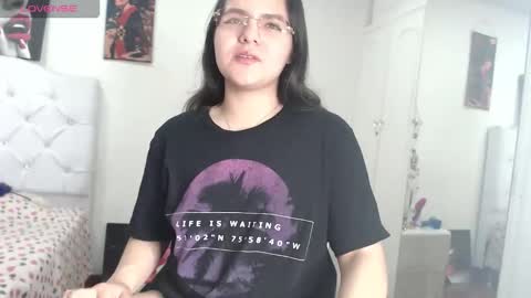 alissa_morrison online show from December 17, 1:22 am