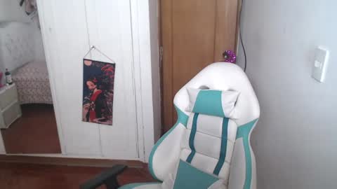 alissa_morrison online show from June 14, 5:26 pm