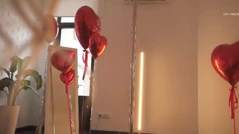 Snapshot of alissa_wxw chatting on February 14, 1:18 pm Alissa online show from February 14, 1:18 pm