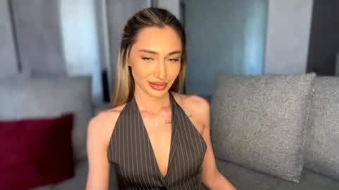 Alissa online show from June 15, 1:46 pm