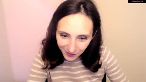 Snapshot of alissajersy_ chatting on October 8, 9:51 am Alissa online show from October 8, 9:51 am