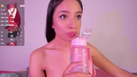 Mara  Isabel online show from October 20, 11:05 pm