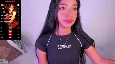 alissarose_1 online show from April 30, 1:12 am