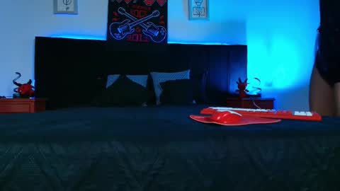 Alisse online show from February 24, 12:25 pm