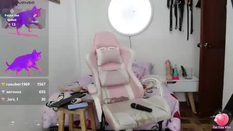 Snapshot of alissia_kent99 chatting on January 2, 3:51 pm Alissia online show from January 2, 3:51 pm