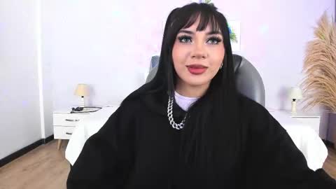 alisson__cortez online show from October 25, 5:37 am