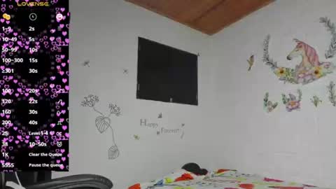Snapshot of alisson_hoffman05 chatting on July 18, 12:59 am Alisson hoffman05 online show from July 18, 12:59 am